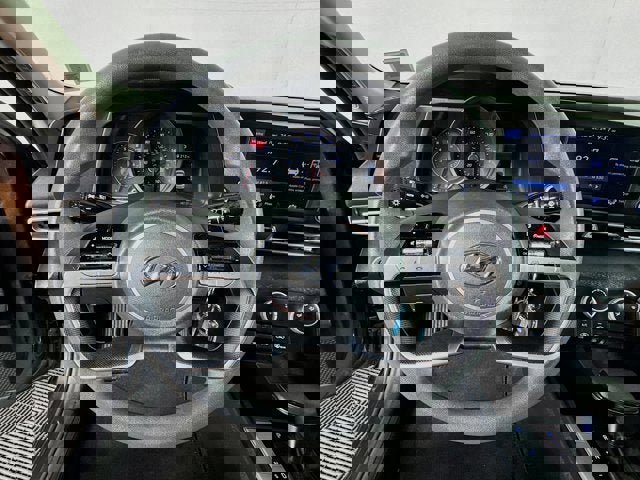 Used 2021 Hyundai Elantra SE image 10