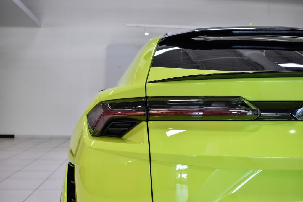 Used 2023 Lamborghini Urus S AWD/4WD image 14