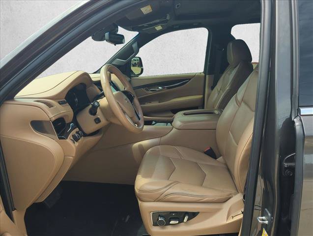 Used 2020 Cadillac Escalade ESV Platinum AWD/4WD image 15