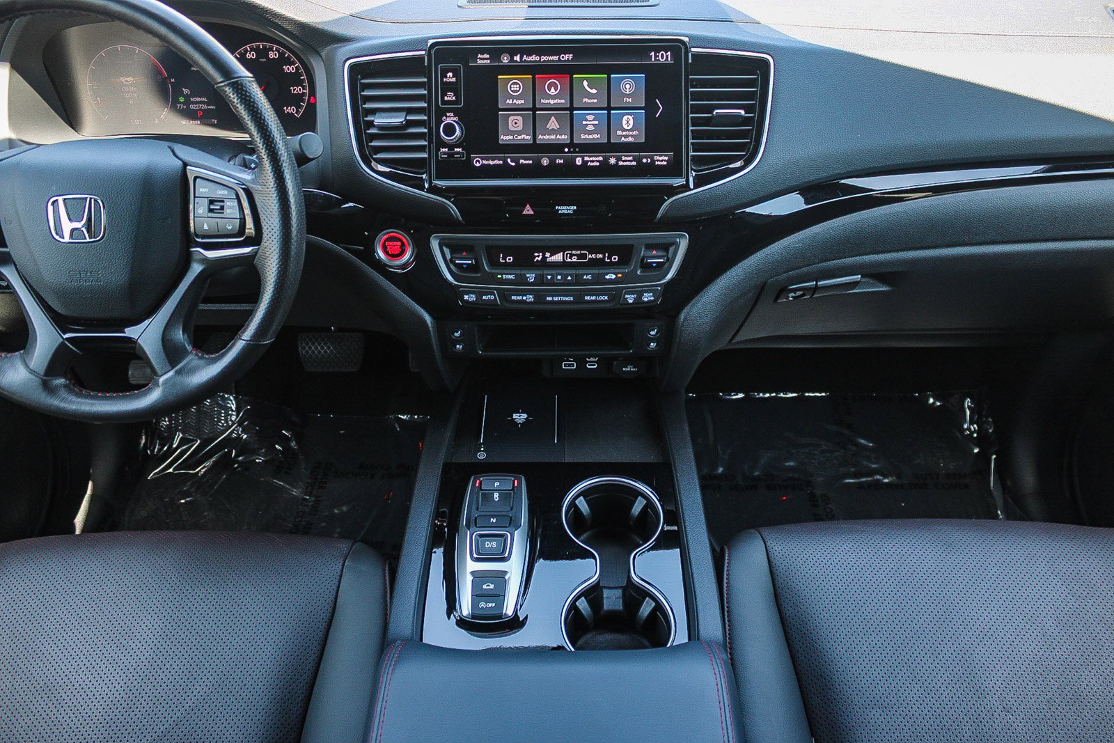 Used 2025 Honda Ridgeline Black Edition image 13