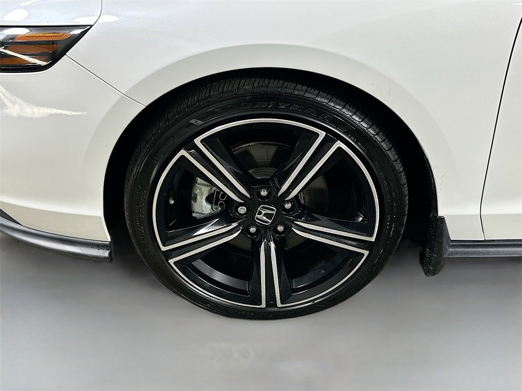 Used 2023 Honda Accord Sport image 8
