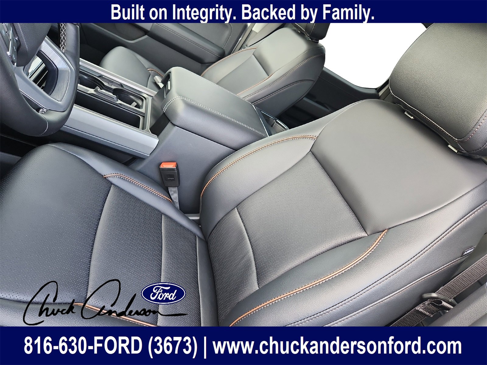 New 2026 Ford F250 Lariat w/ Black Appearance Package image 10