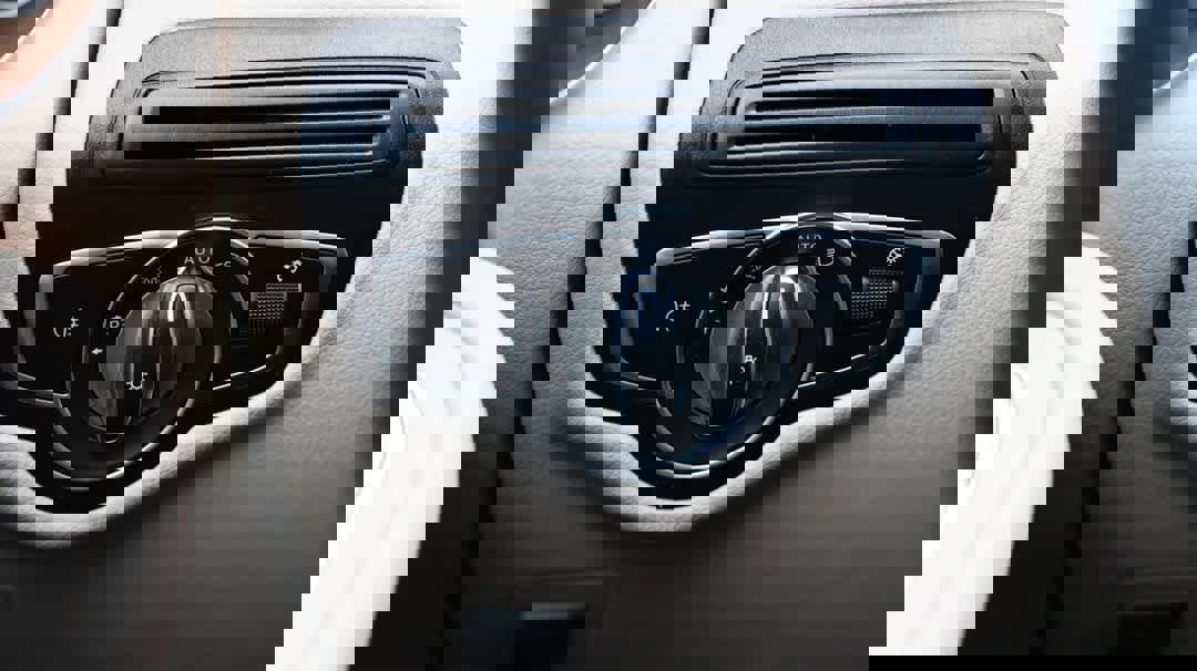 Certified 2022 Mercedes-Benz GLC 300 4MATIC image 35