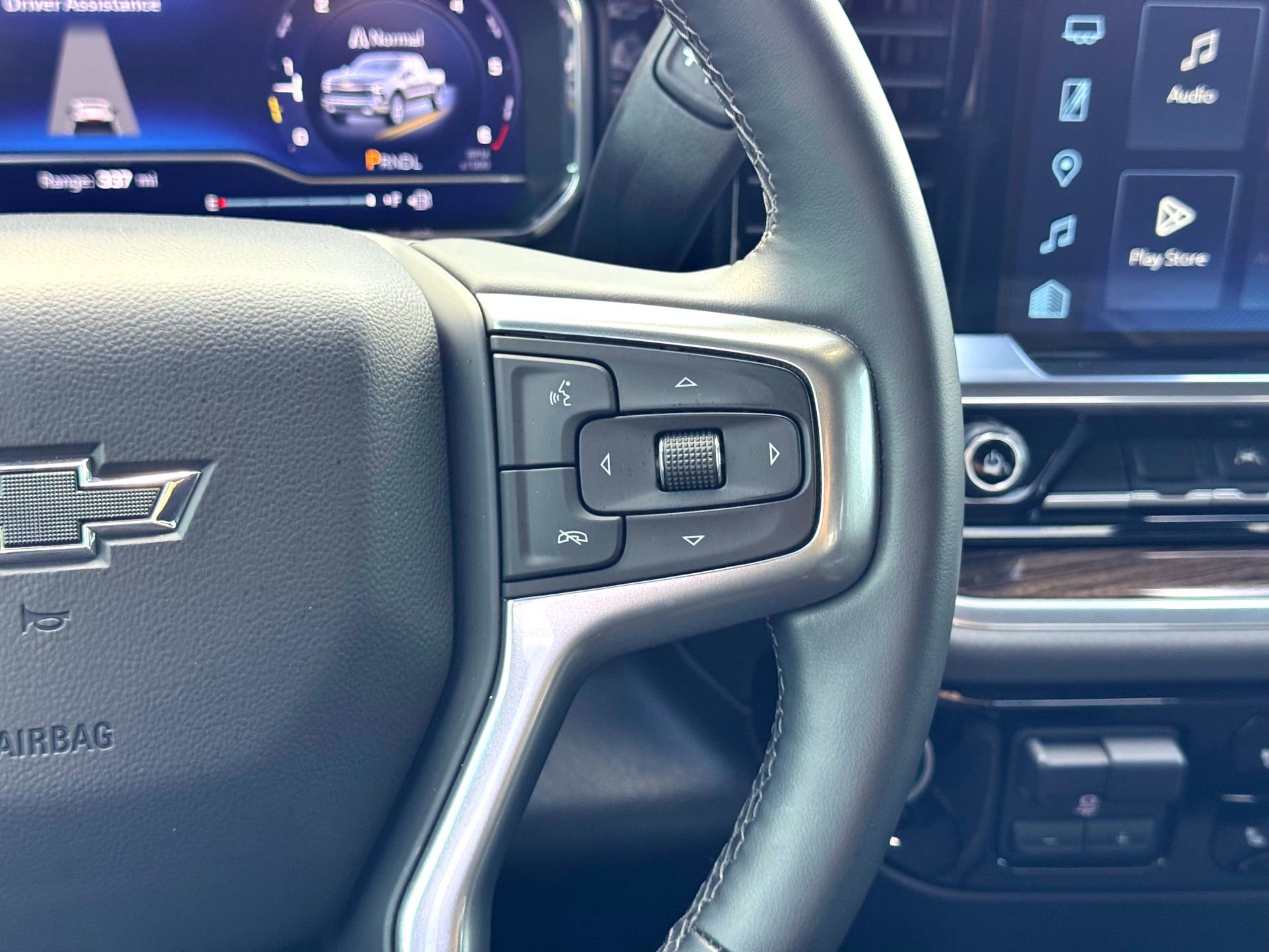 Used 2025 Chevrolet Silverado 1500 RST image 24