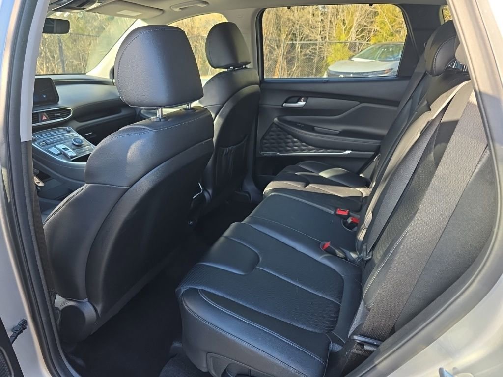 Used 2023 Hyundai Santa Fe SEL w/ Premium Package image 23