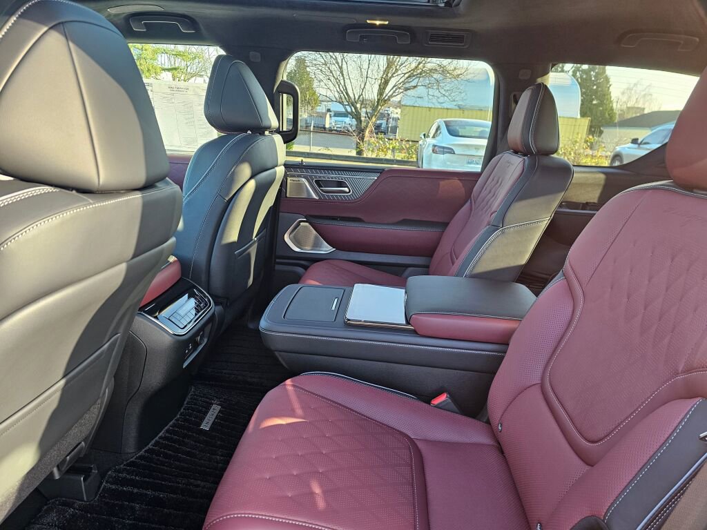 New 2026 INFINITI QX80 Autograph w/ Premium Cargo Package image 22