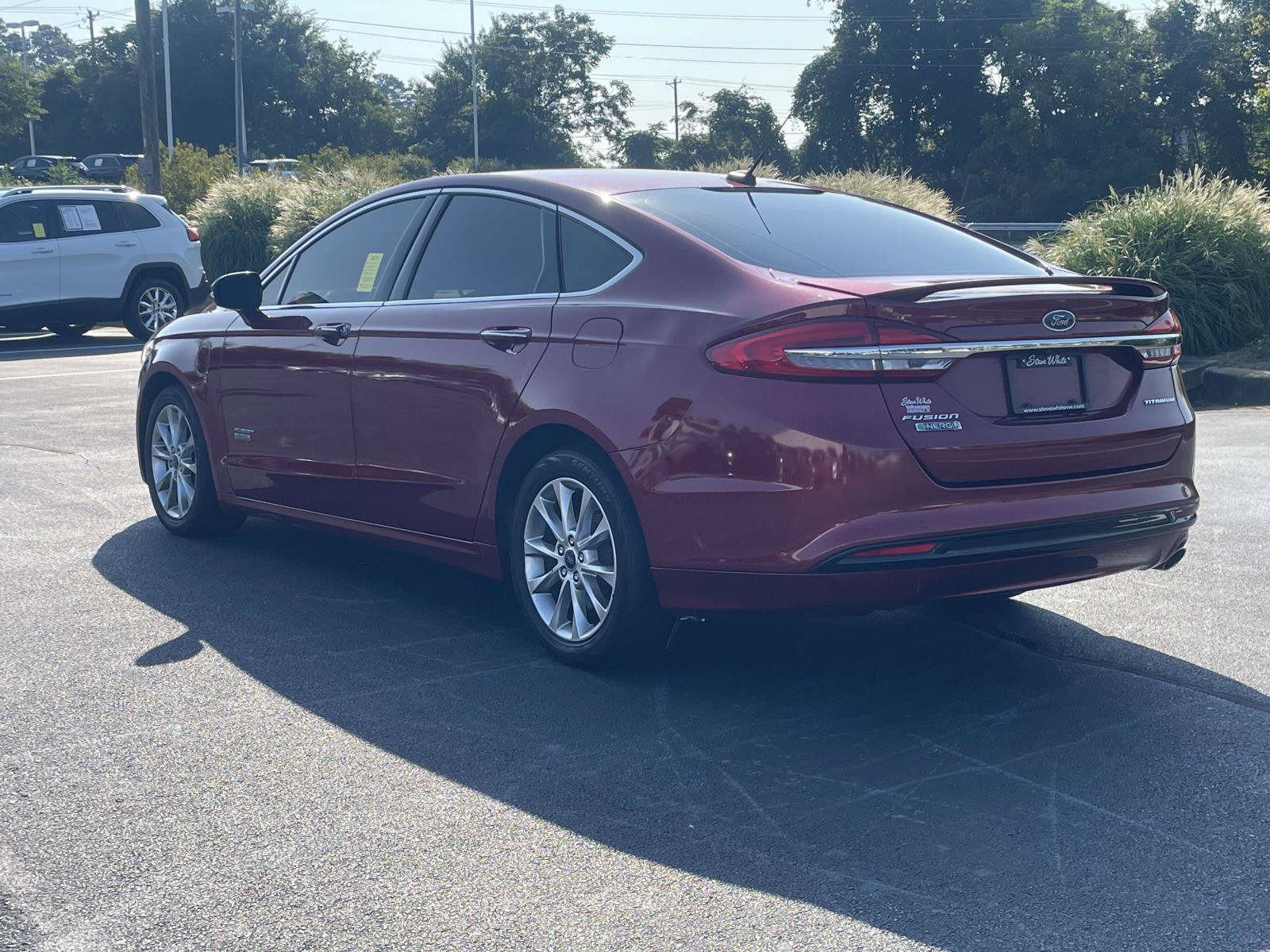 Used 2017 Ford Fusion Energi Titanium FWD image 5