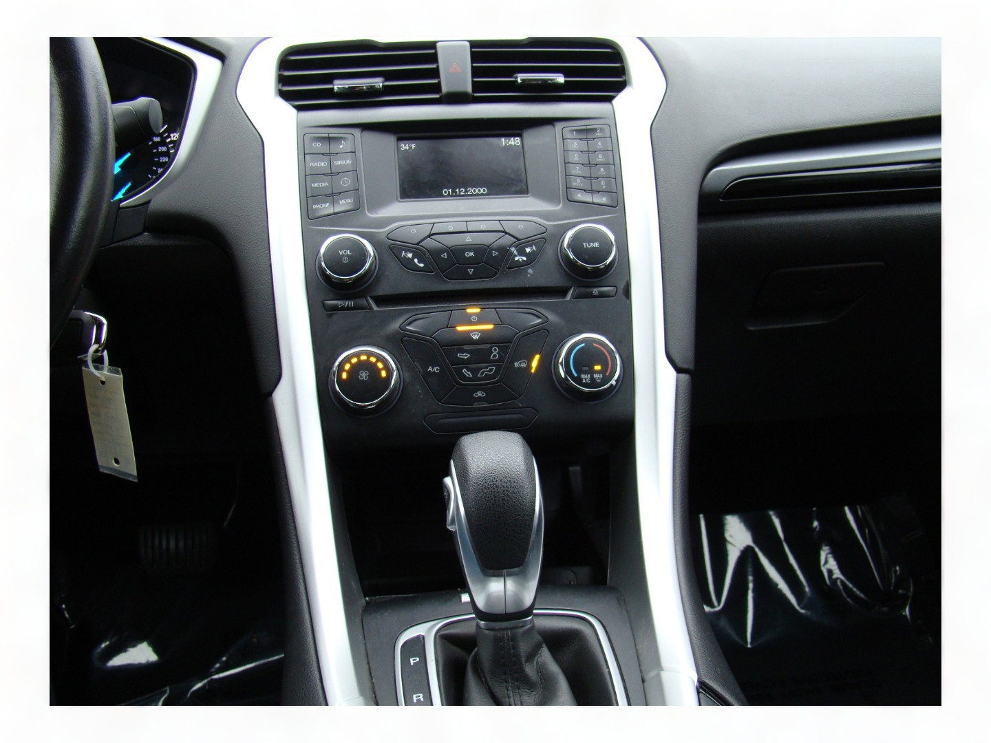 Used 2019 Ford Fusion Titanium image 16