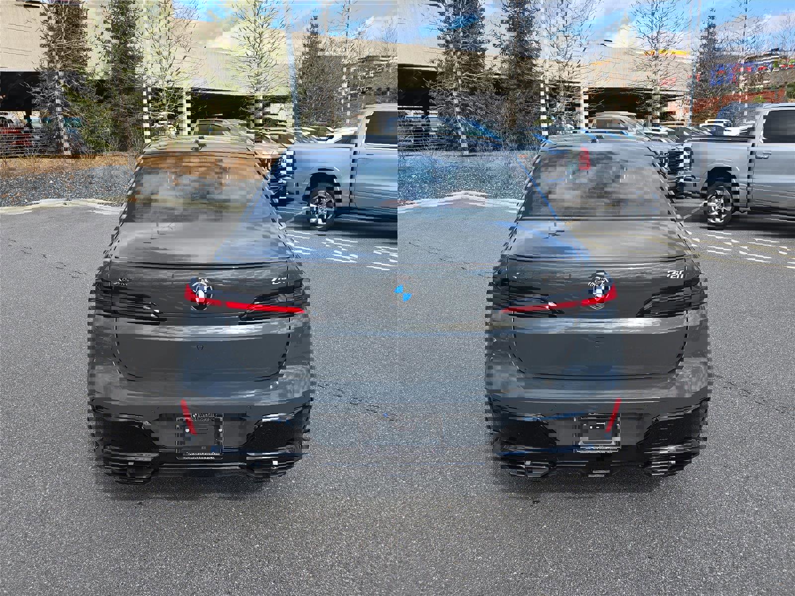 New 2026 BMW 760i xDrive w/ Executive Package image 4