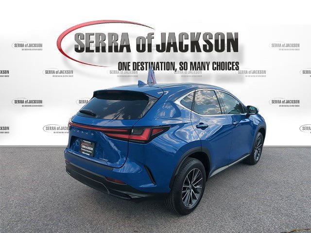 Used 2025 Lexus NX 250 FWD w/ Accessory Package (Z2) image 9