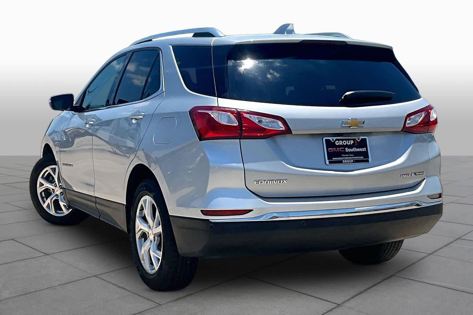Used 2018 Chevrolet Equinox Premier AWD/4WD image 12
