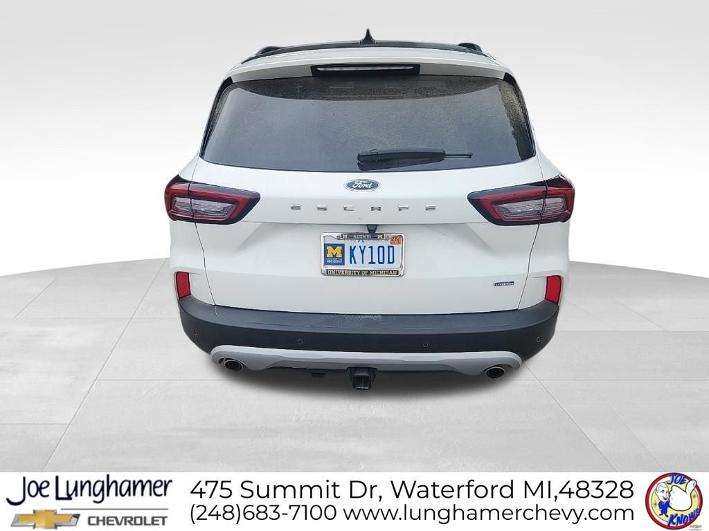 Used 2024 Ford Escape SE w/ PHEV Premium Package FWD image 4