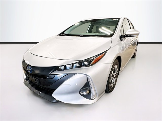 Used 2020 Toyota Prius Prime Limited image 3