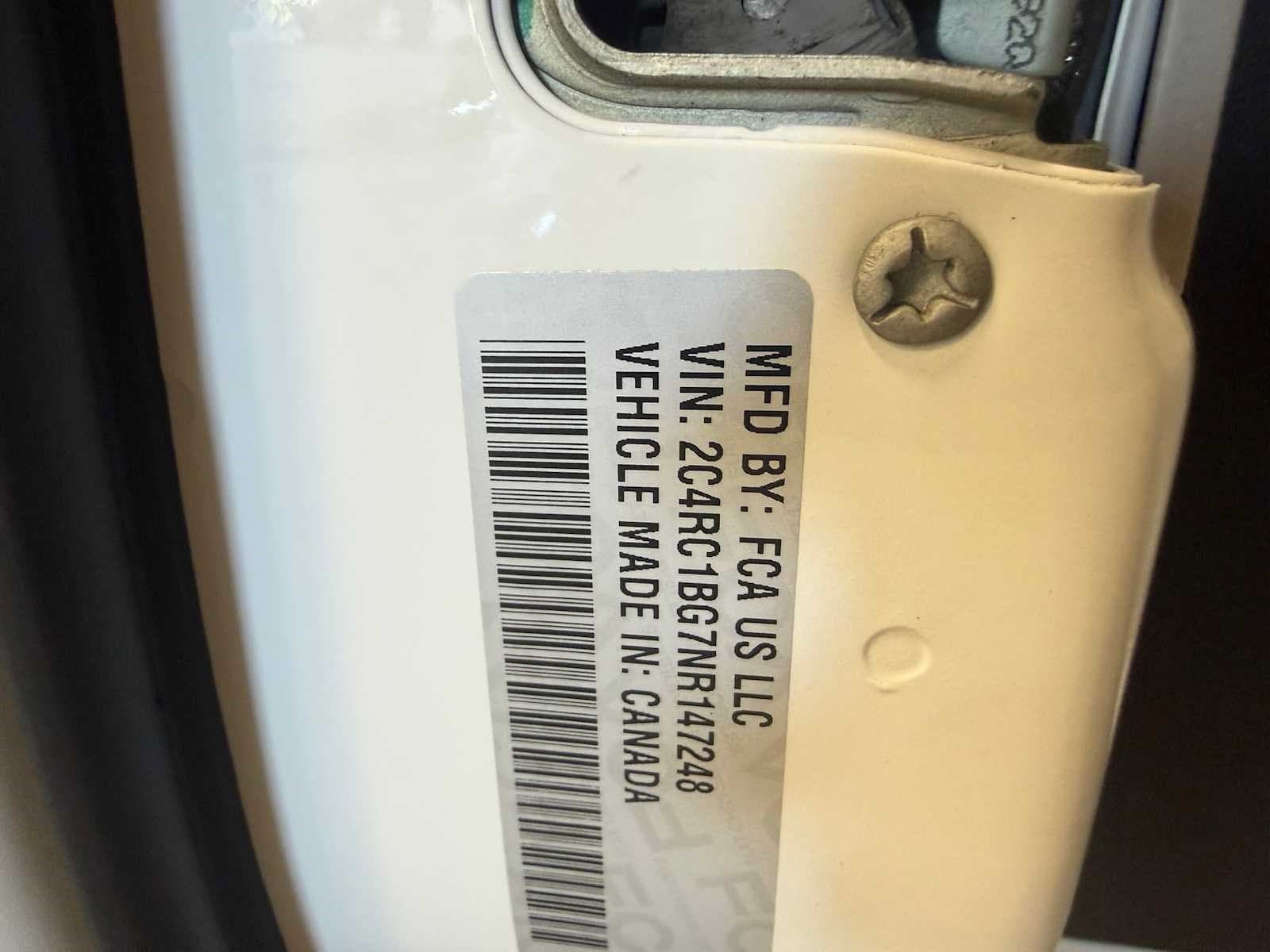 Used 2022 Chrysler Pacifica Touring-L FWD image 35