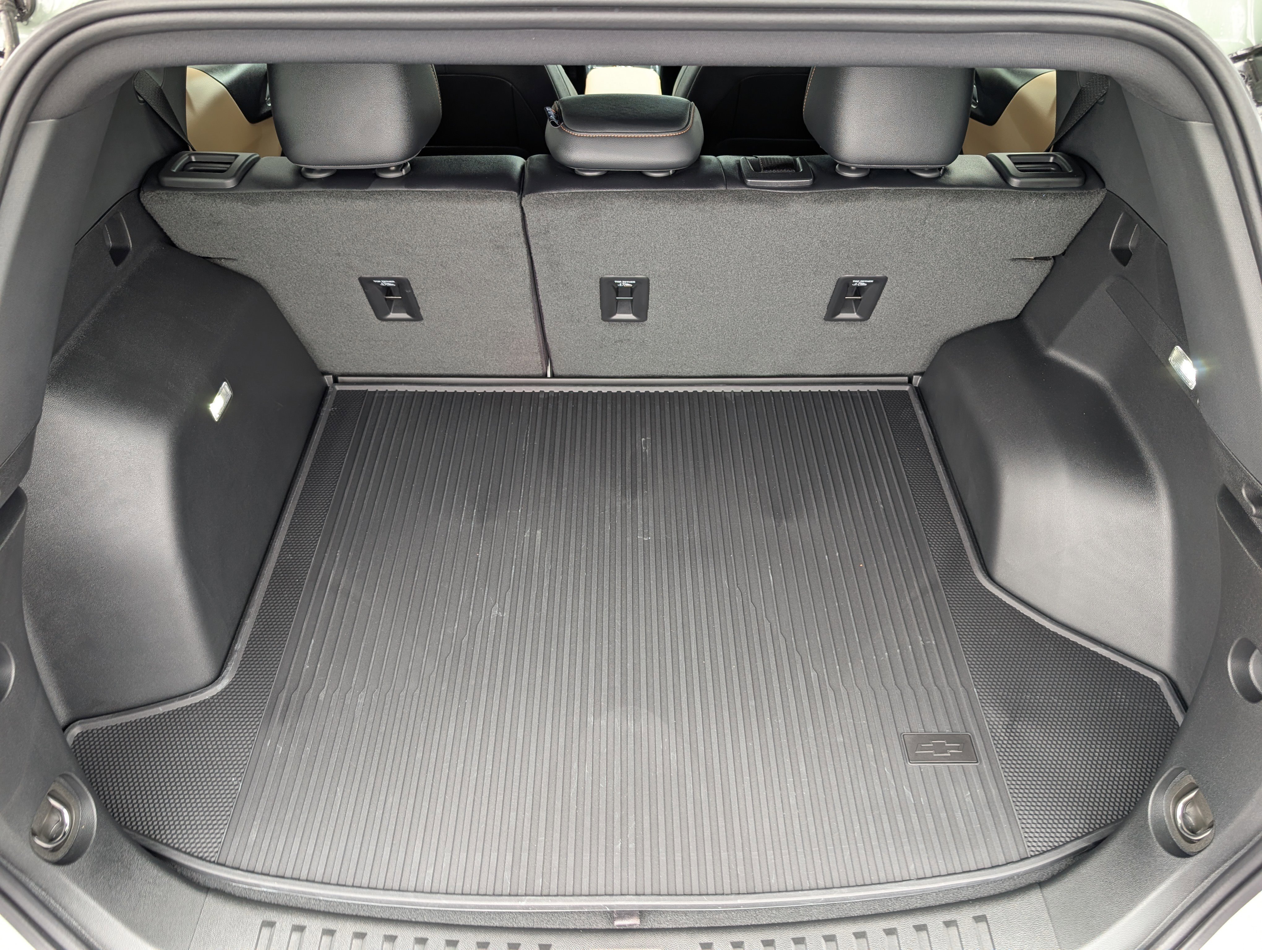 Used 2026 Chevrolet Equinox ACTIV image 14