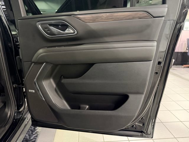 Certified 2024 Chevrolet Suburban Z71 w/ Luxury Package image 23
