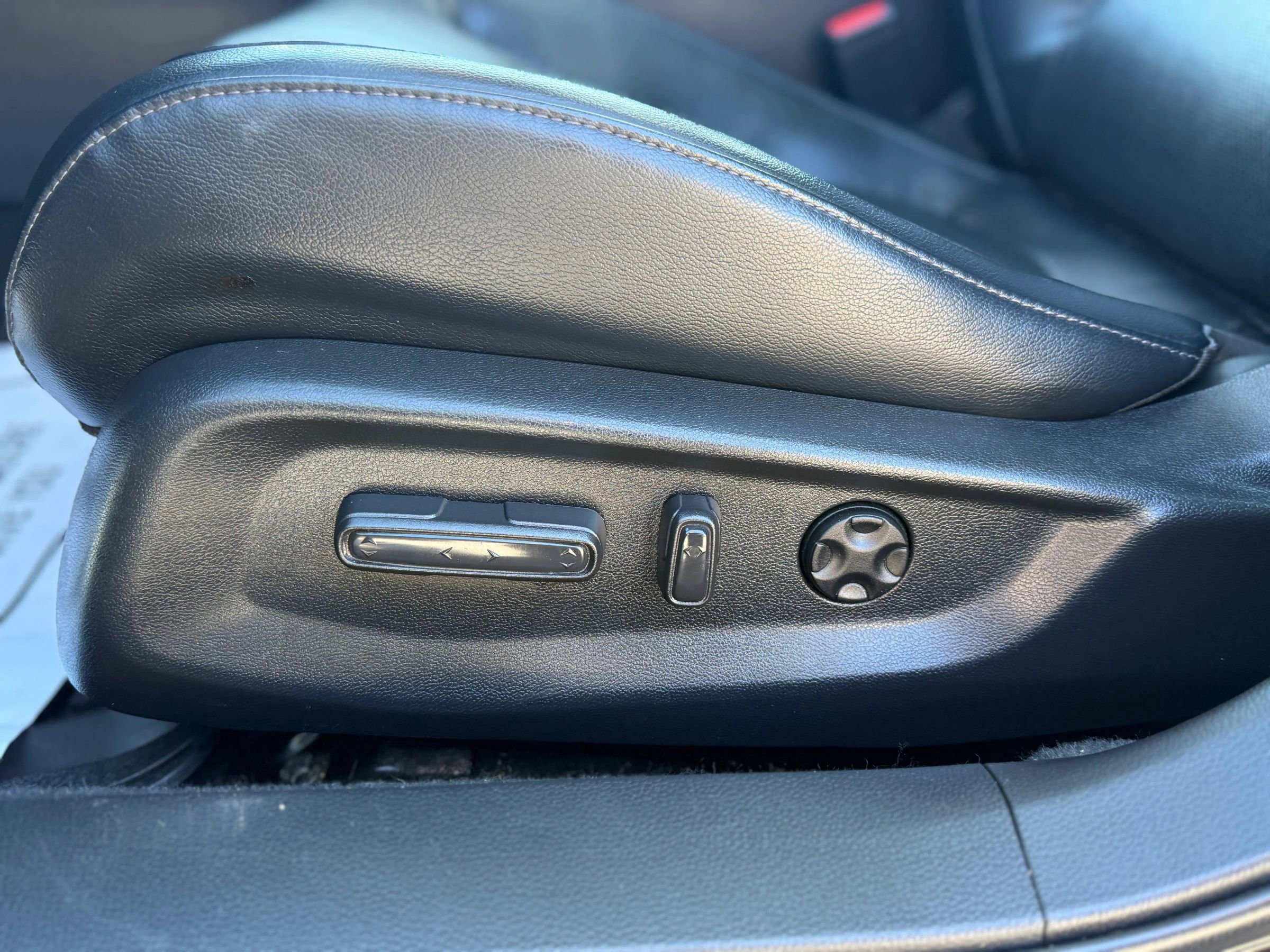 Used 2018 Honda Accord EX-L image 17