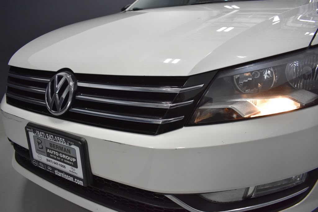 Used 2015 Volkswagen Passat 1.8T Sport FWD image 11