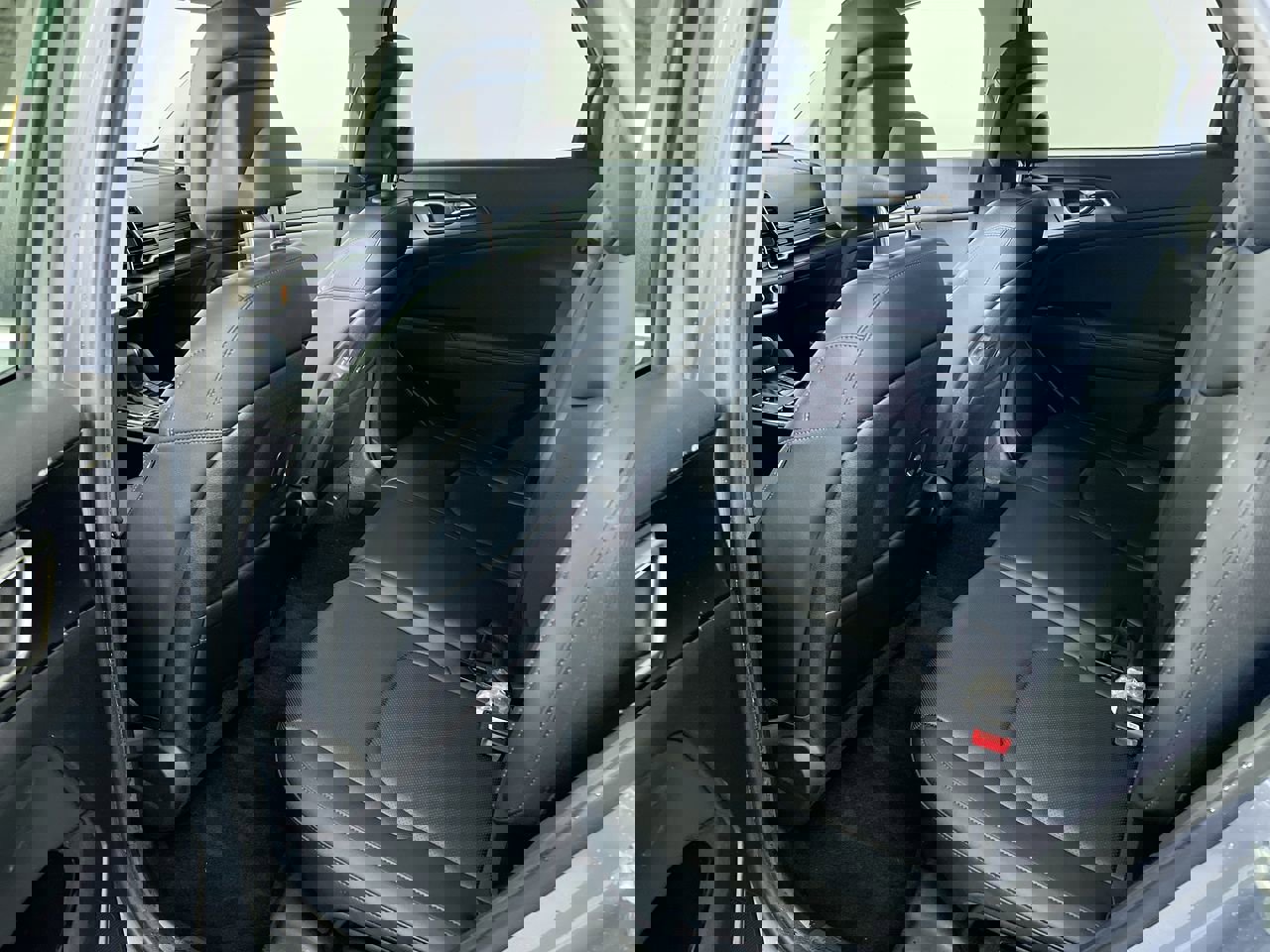 Certified 2024 Kia Sportage EX image 28