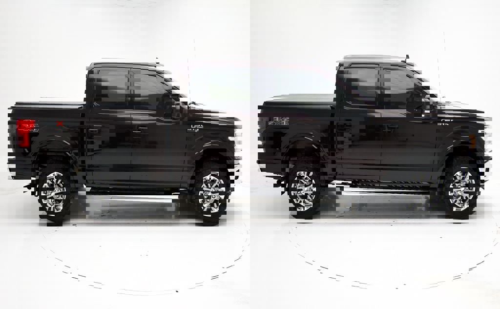 Used 2019 Ford F150 Lariat w/ Equipment Group 501A Mid image 3