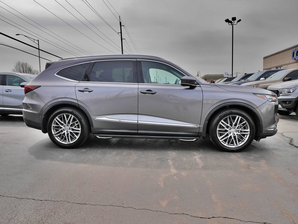 Used 2022 Acura MDX SH-AWD w/ Advance Package image 4