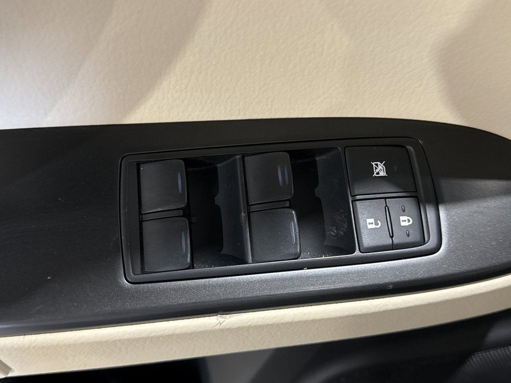 Used 2022 Lexus GX 460 Premium w/ Premium Plus Package image 19