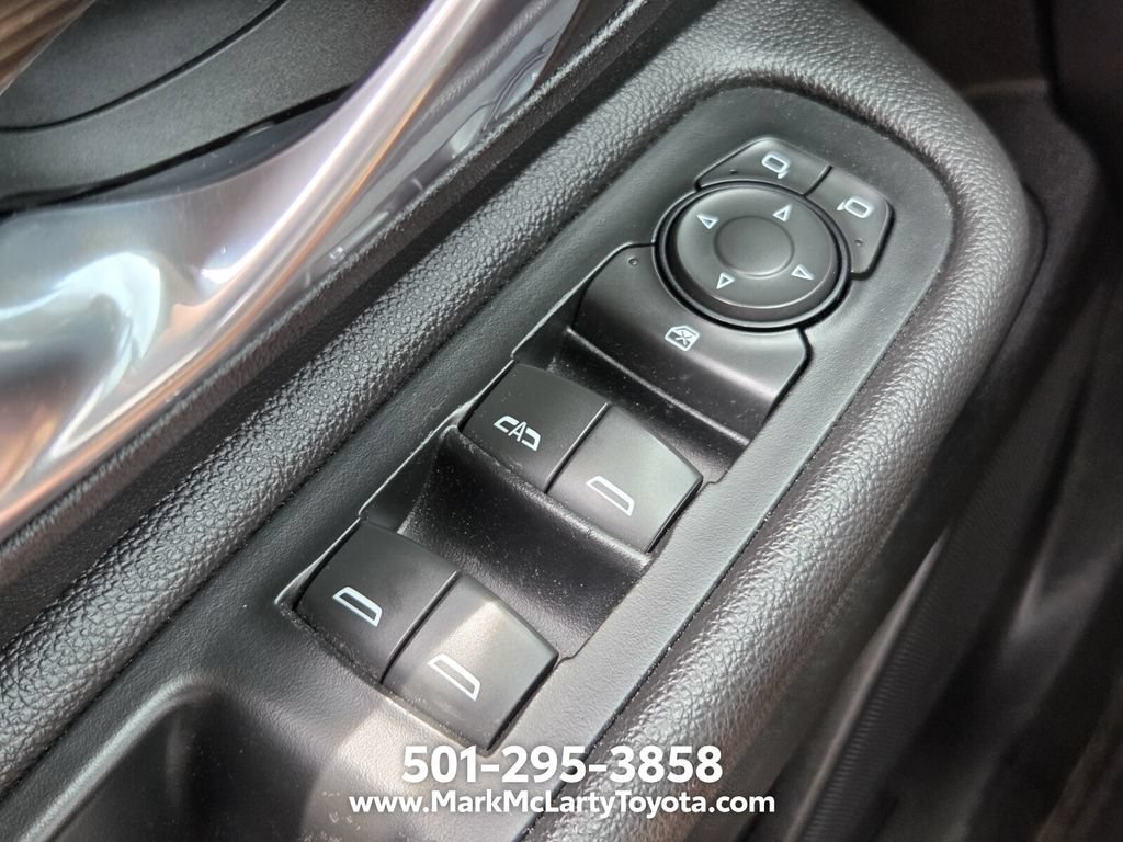 Used 2022 GMC Terrain SLT AWD/4WD image 25