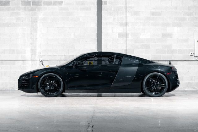 Used 2008 Audi R8 V8 image 6