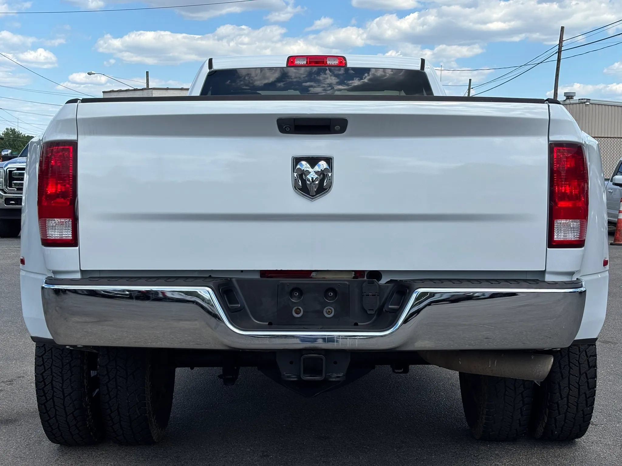 Used 2018 RAM 3500 Tradesman w/ Chrome Appearance Group AWD/4WD image 6