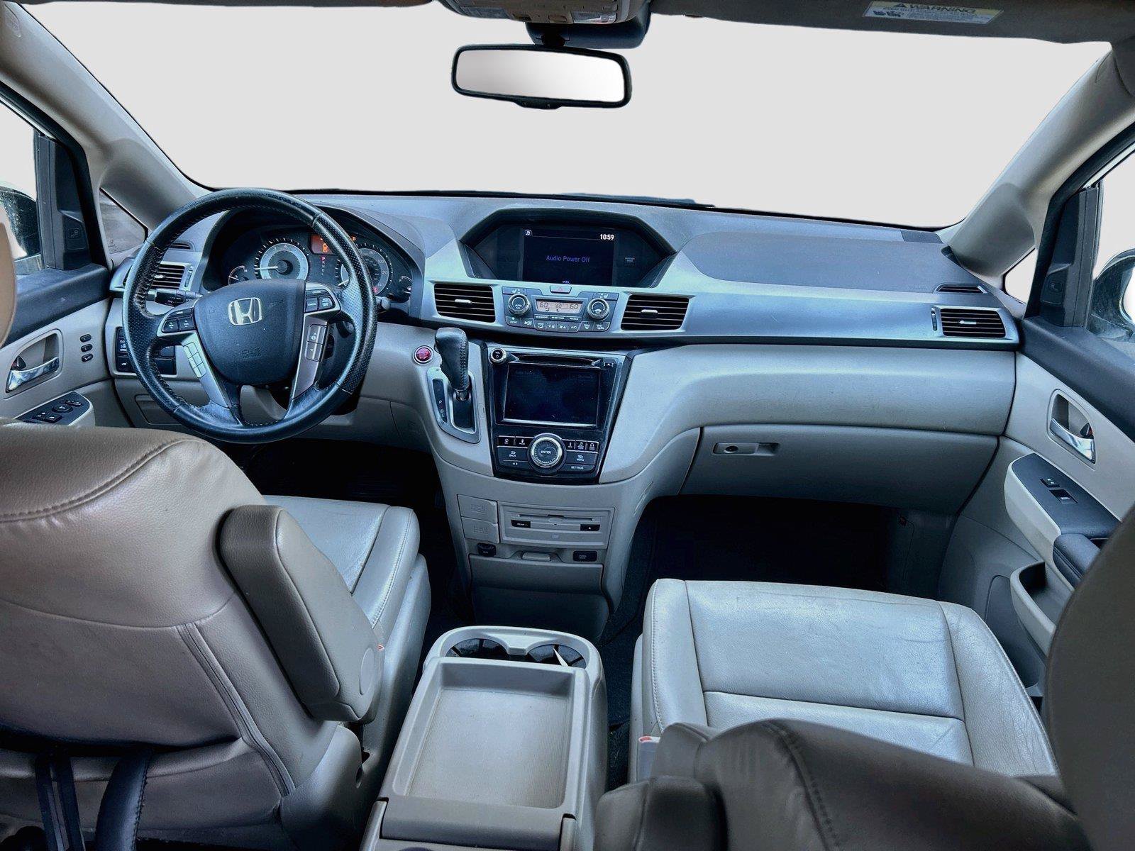 Used 2015 Honda Odyssey Touring image 17
