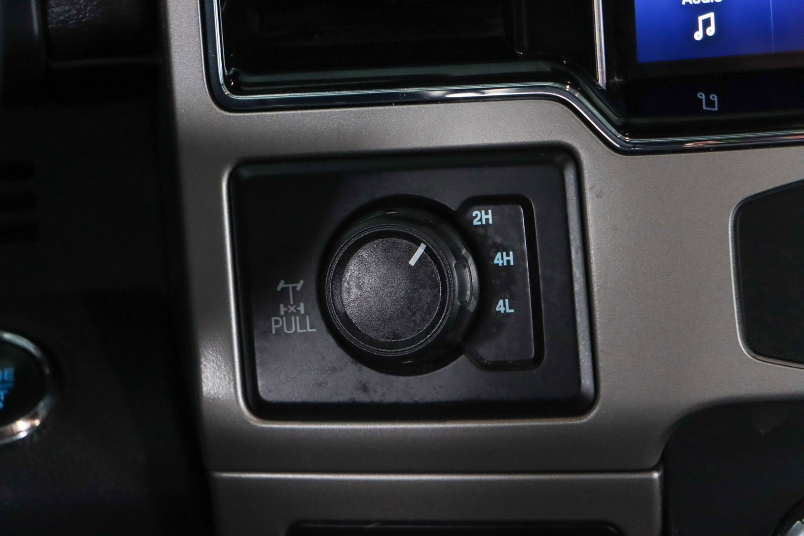 Used 2022 Ford F250 Lariat w/ Lariat Ultimate Package image 22