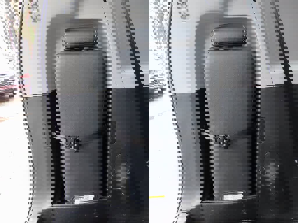 Used 2017 Toyota Sienna SE image 13