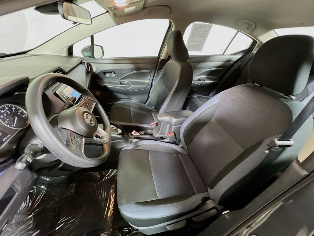Used 2024 Nissan Versa SV FWD image 17