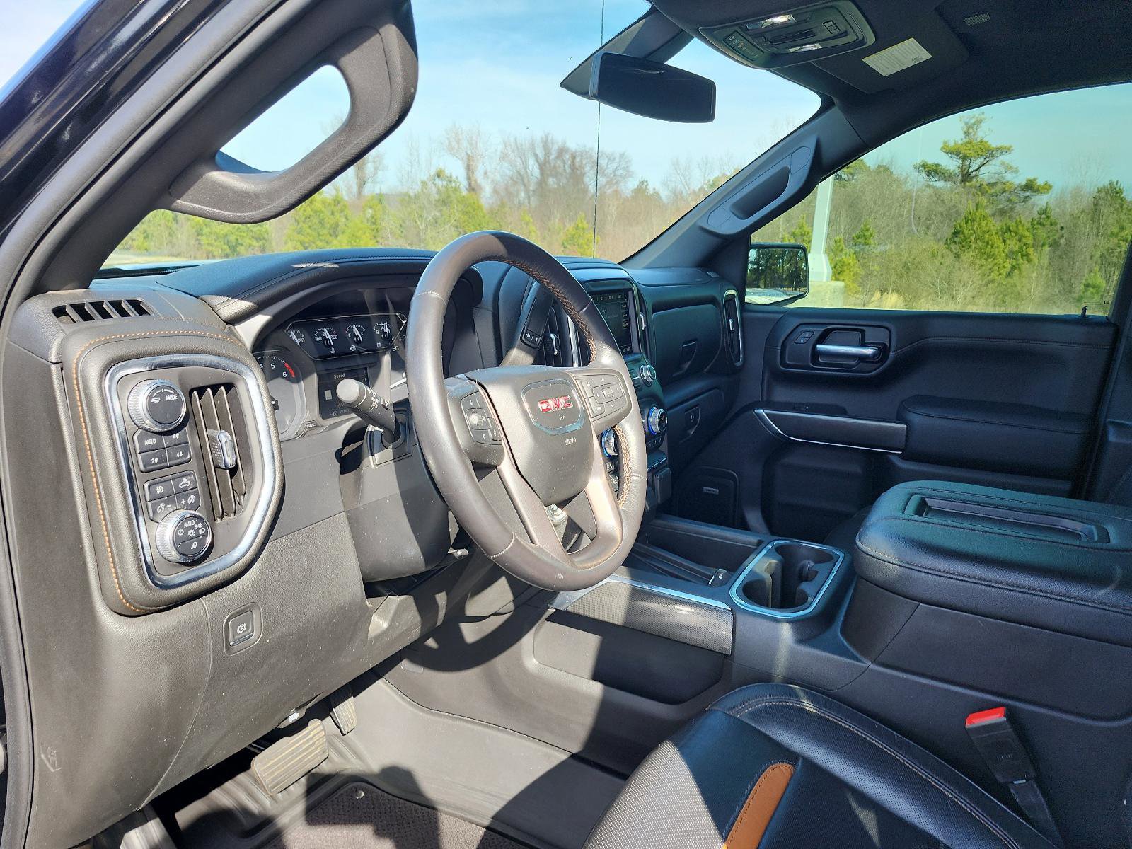 Certified 2021 GMC Sierra 1500 AT4 w/ AT4 Preferred Package image 16