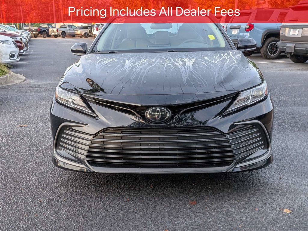 Used 2023 Toyota Camry LE w/ Convenience Package FWD image 10