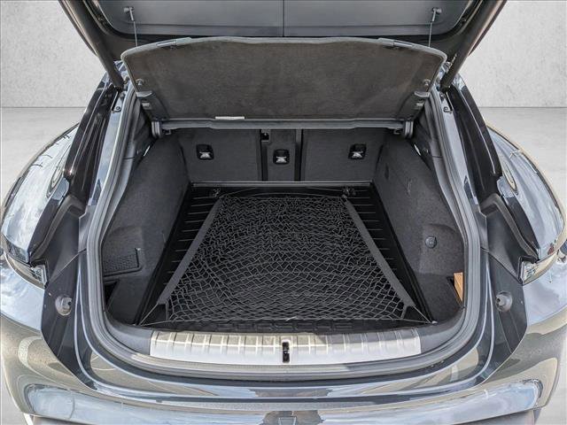 Used 2023 Porsche Taycan GTS image 7