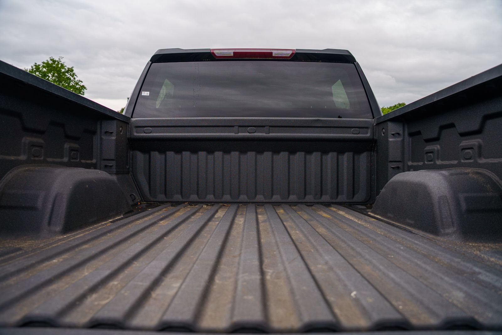 Used 2023 Chevrolet Silverado 1500 LT AWD/4WD image 17
