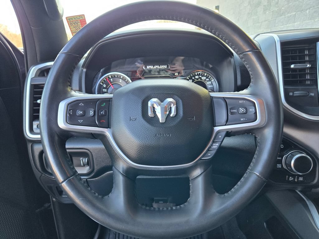 Used 2022 RAM 1500 Big Horn AWD/4WD image 18