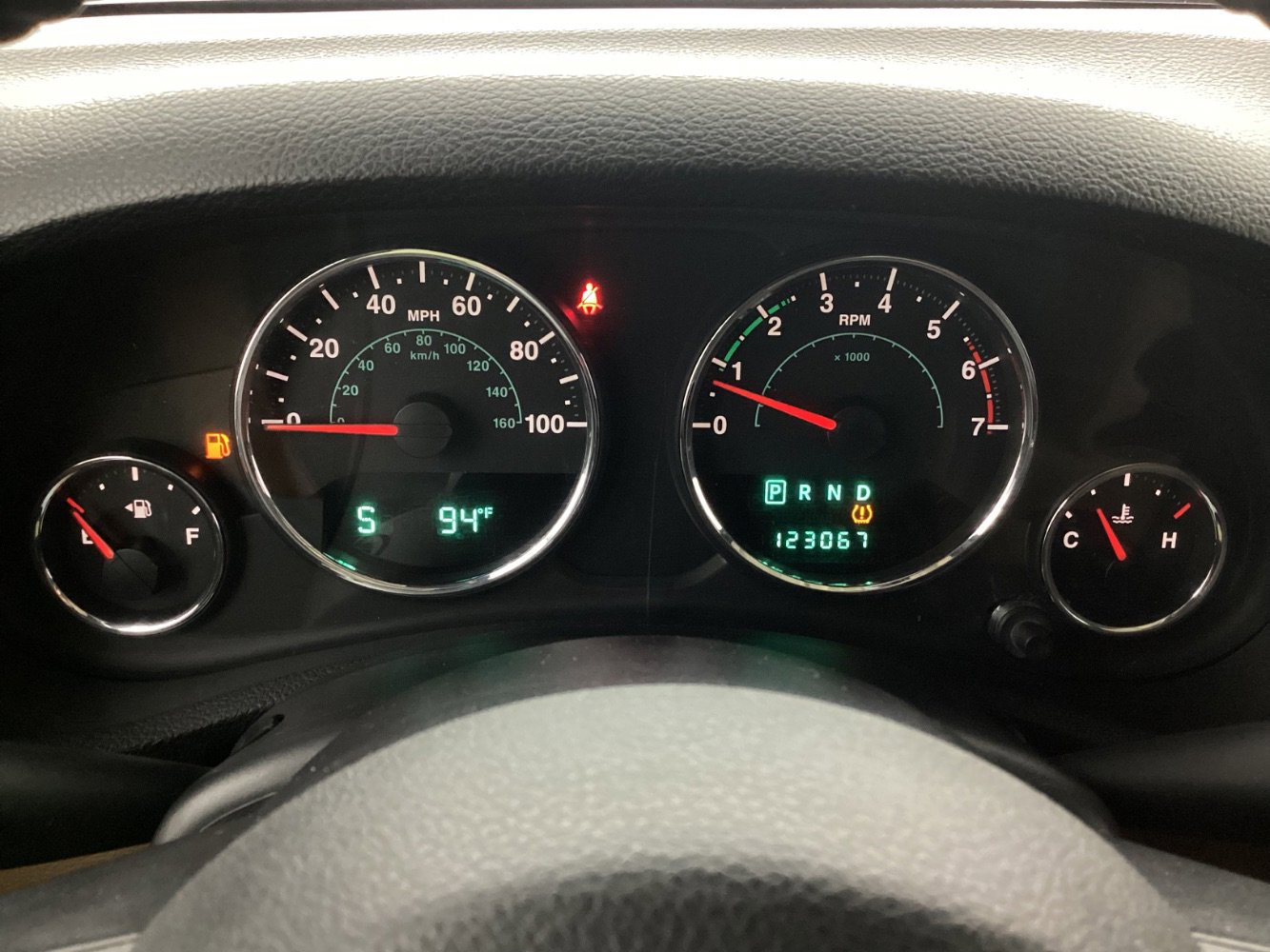 Used 2011 Jeep Wrangler Unlimited Sahara image 33