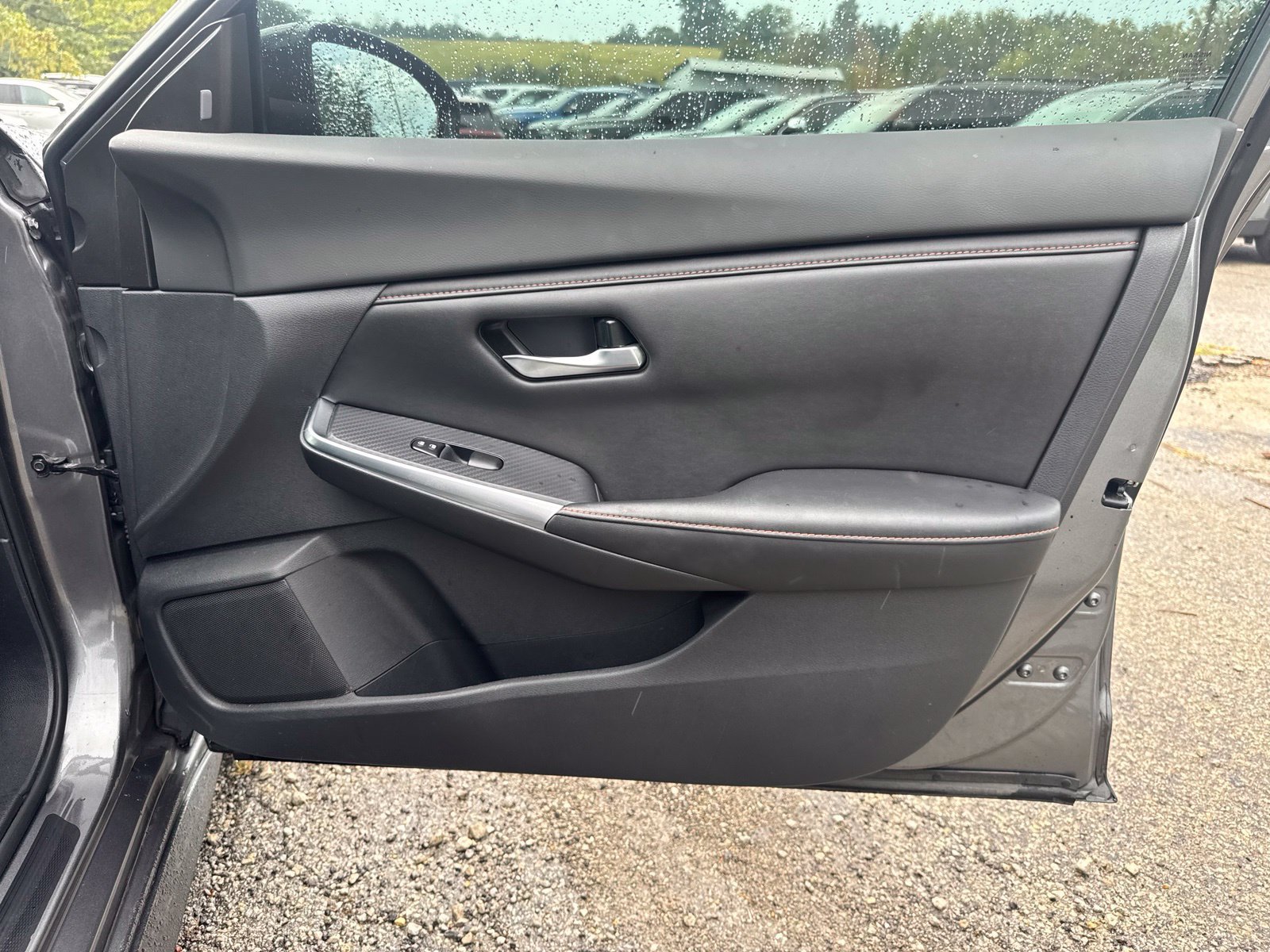 Used 2023 Nissan Sentra SR w/ Trunk Package FWD image 30