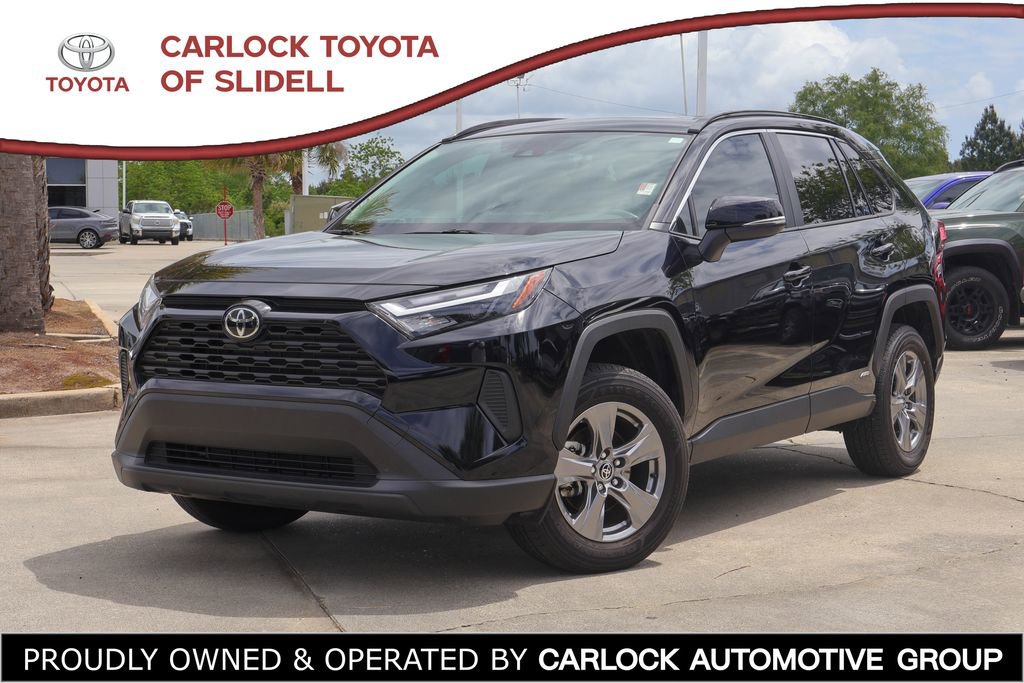 Used 2025 Toyota RAV4 XLE w/ Convenience Package image 1