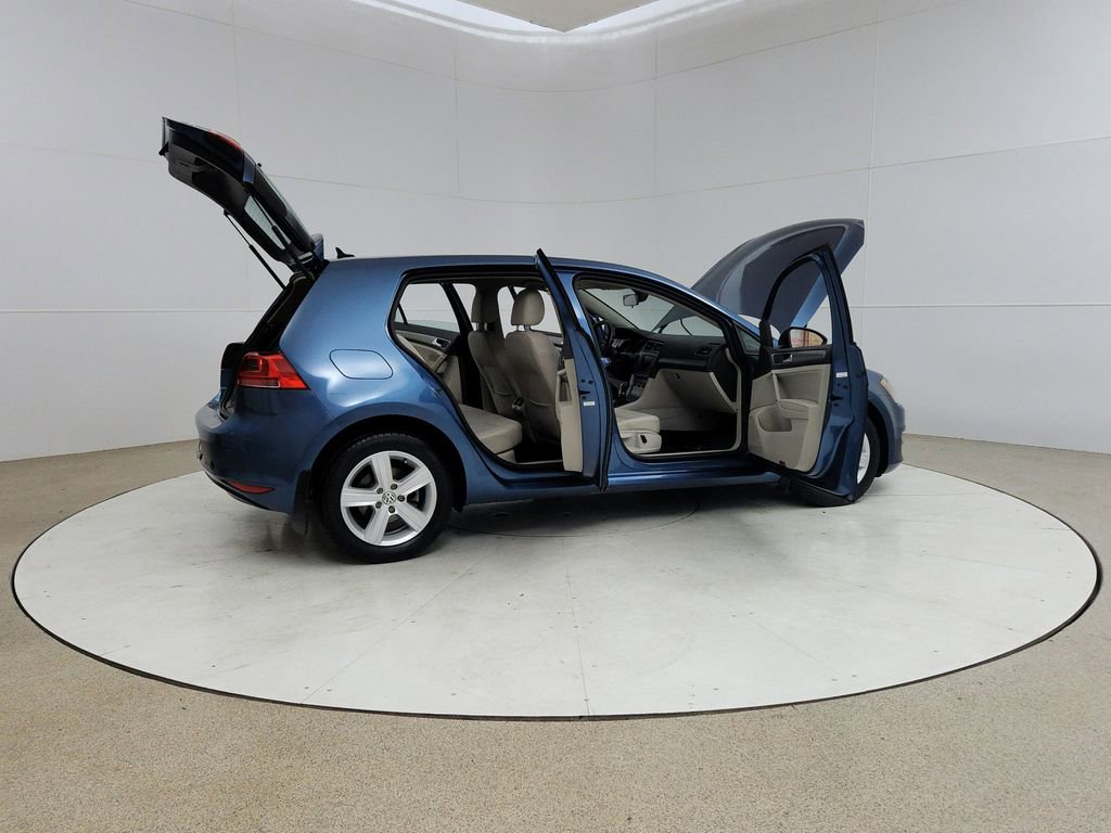 Used 2017 Volkswagen Golf Wolfsburg Edition FWD image 12