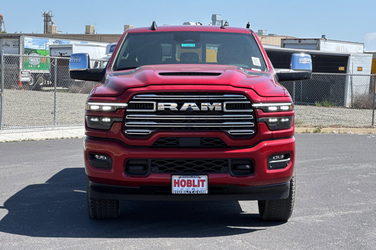 New 2026 RAM 2500 Laramie AWD/4WD image 8