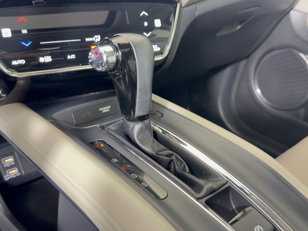 Used 2022 Honda HR-V EX-L image 21