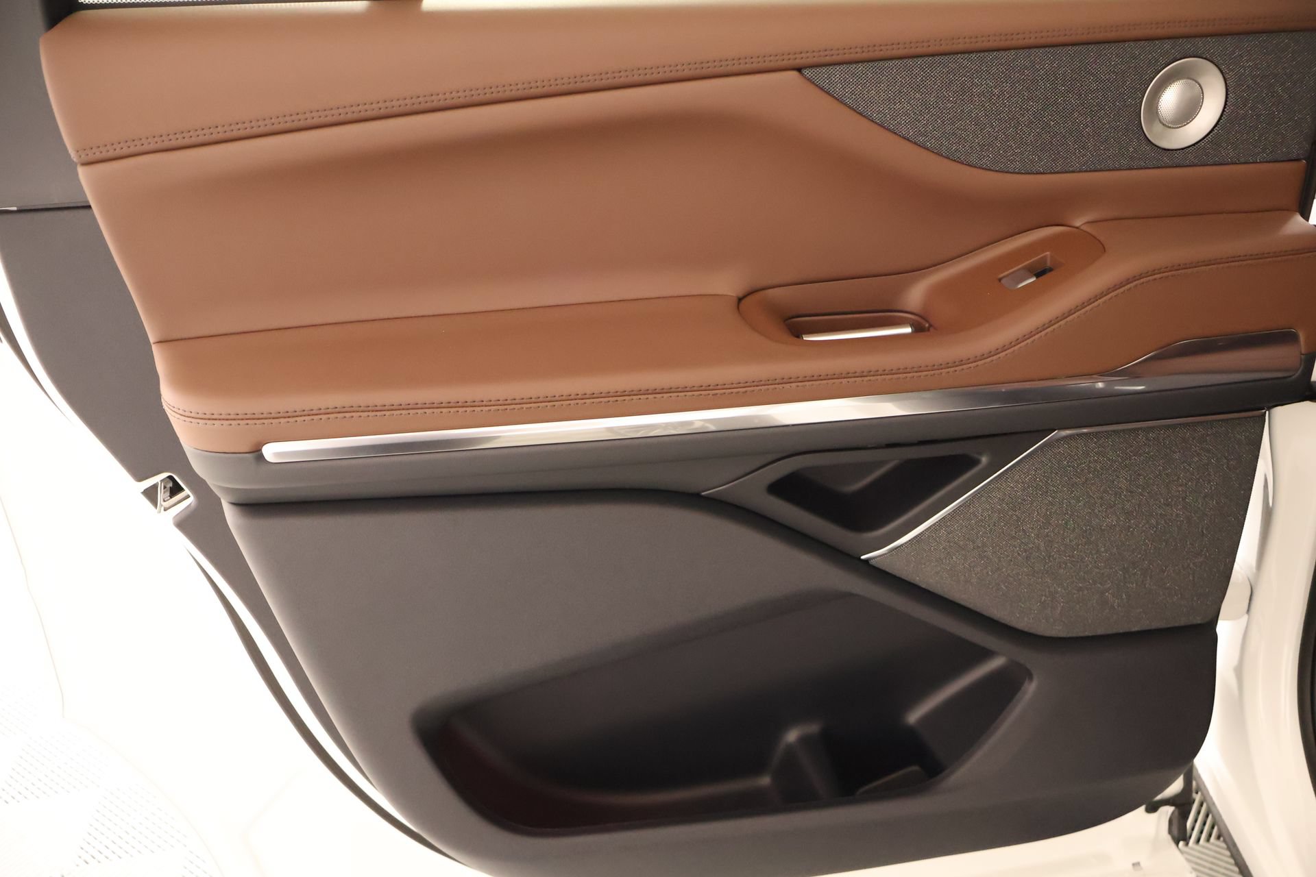 New 2027 Lincoln Navigator L Reserve AWD/4WD image 19