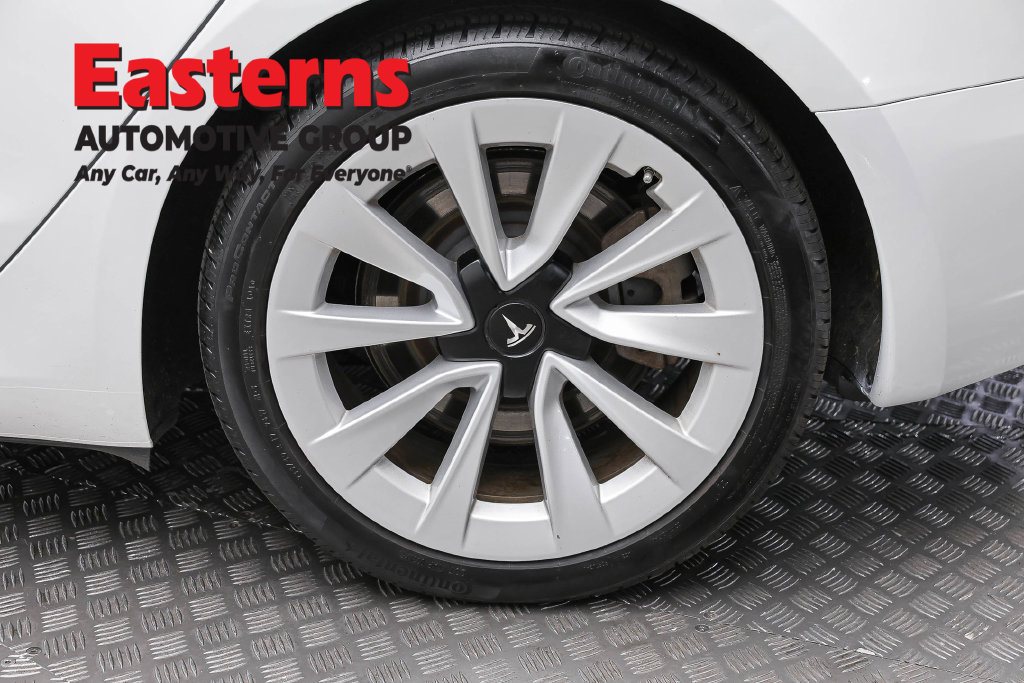 Used 2023 Tesla Model 3 Standard Range RWD image 9