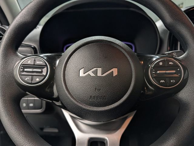Used 2024 Kia Soul S FWD image 17