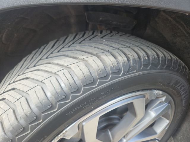 Used 2018 GMC Terrain SLT w/ Preferred Package image 28