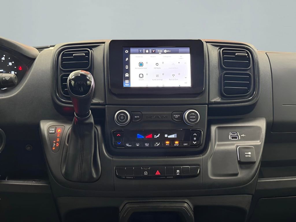 Used 2025 RAM ProMaster 2500 w/ Convenience Group image 18