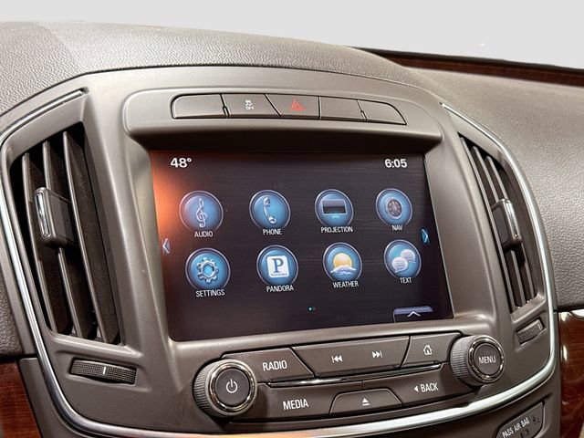 Used 2016 Buick Regal image 17